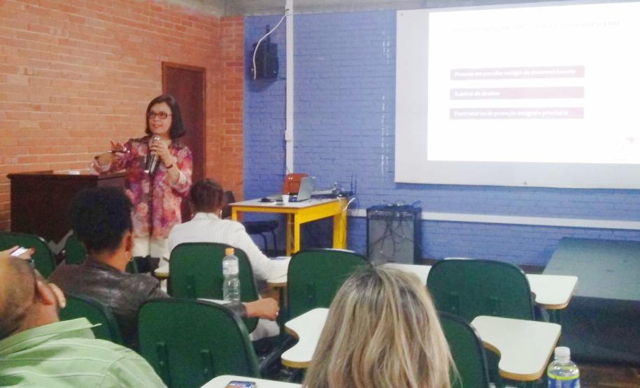 DETOX DIGITAL PARANÁ 31 de Outubro de 2019. Auditório NRE AMSUL