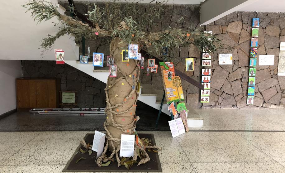 Mostra Cultural: “Representações, Símbolos e Saberes Afro-Paranaense” e “A presença dos Kaingangs, Guaranis e Xetás no Estado do Paraná” – APAE Costeira (SJP)