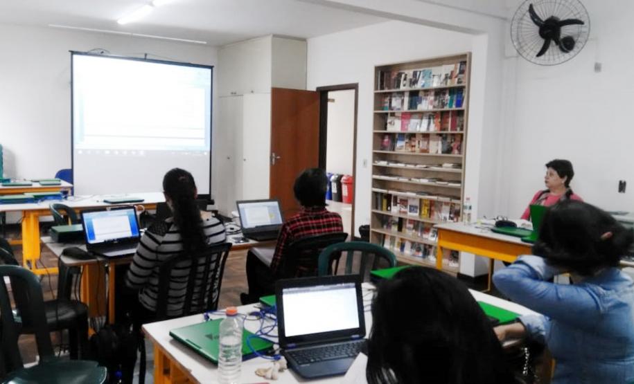 Reunião Técnica da Coordenação Pedagógica NRE AMSUL com representantes das Equipes Pedagógicas das Instituições de Ensino