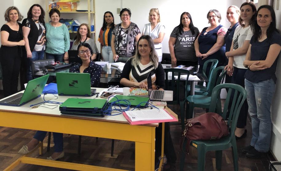 Reunião Técnica da Coordenação Pedagógica NRE AMSUL com representantes das Equipes Pedagógicas das Instituições de Ensino