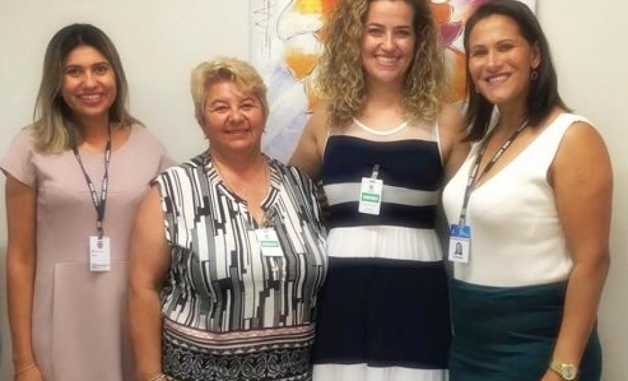 Encontro com a Secretaria de Educação do Município de Agudos do Sul - Elaine e a pedagoga Ieda.